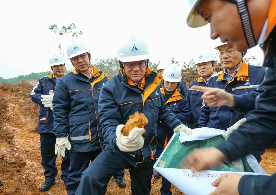 段向東到中鋁平果鋁企業(yè)、廣西華昇、中鋁國(guó)貿(mào)、中鋁高端等單位調(diào)研